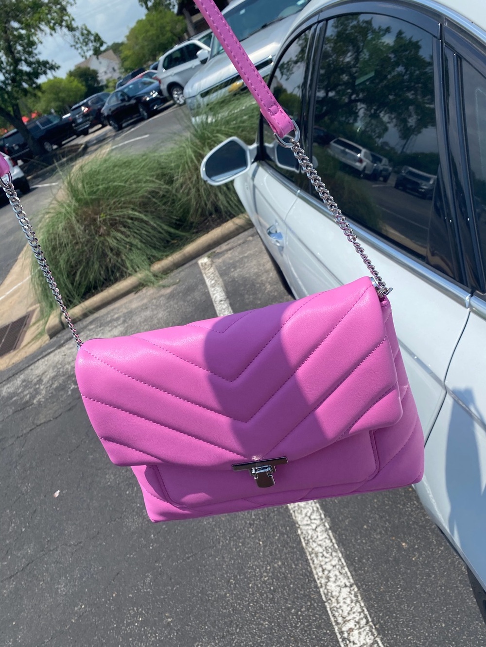 A New Day NWOT Bubblegum Pink Quilted Chevron Crossbody Bag - Chic crossbody